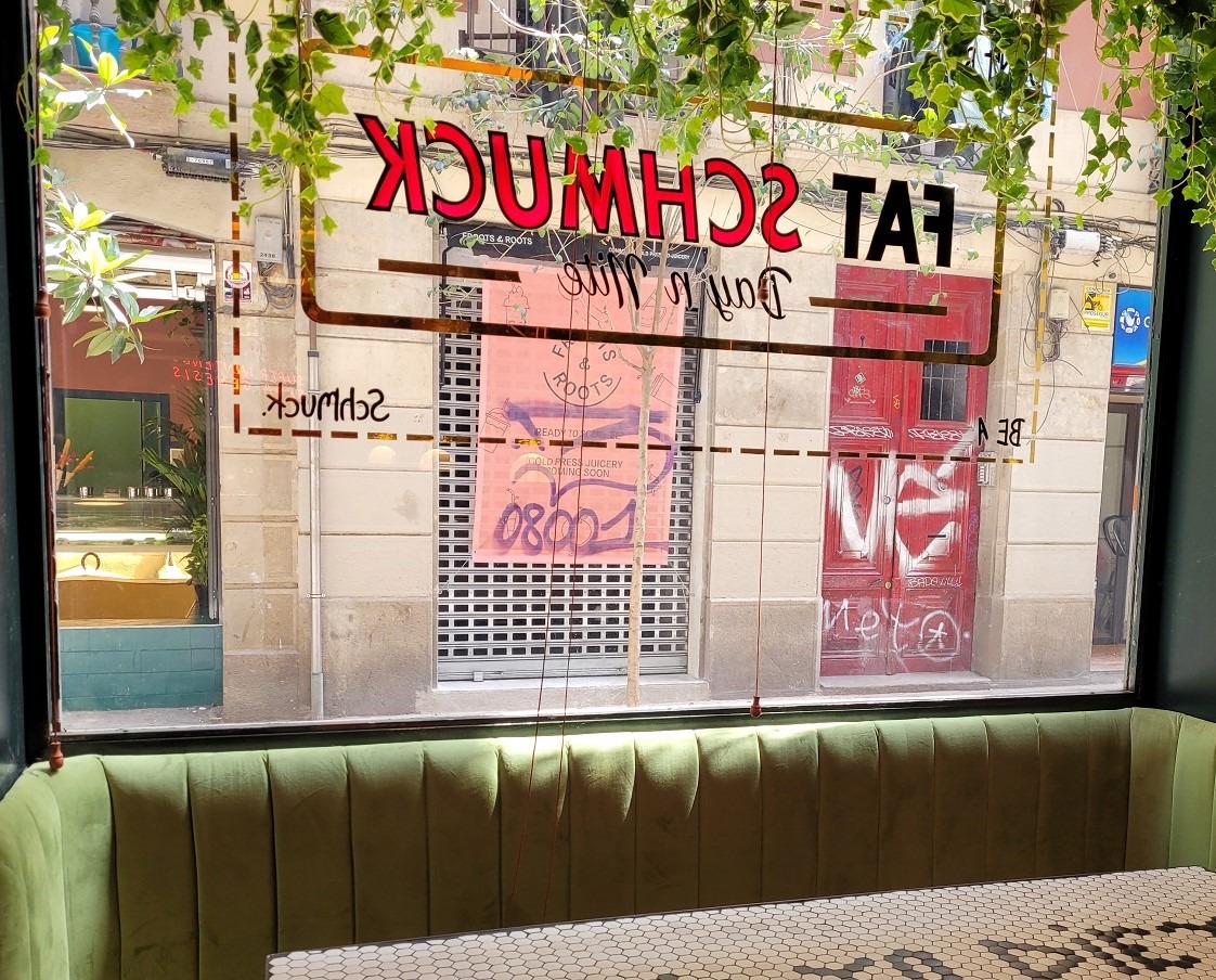 The 5 Best Bars in Raval Eating Out or In