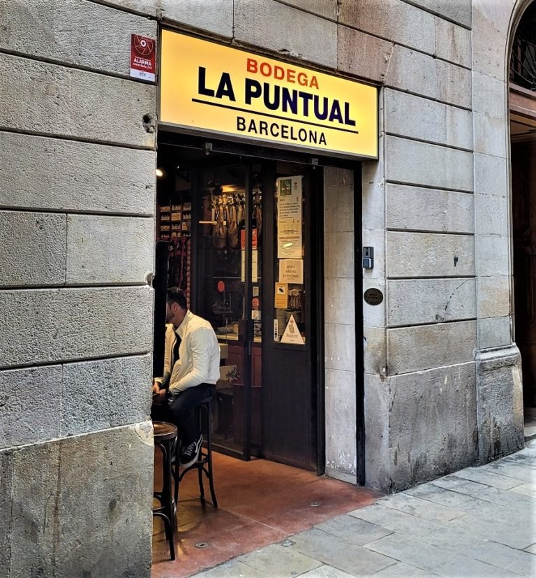 La Puntual, Born, Tapas Bar