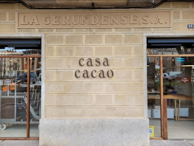 Casa Cacao - Girona - Roca Brothers