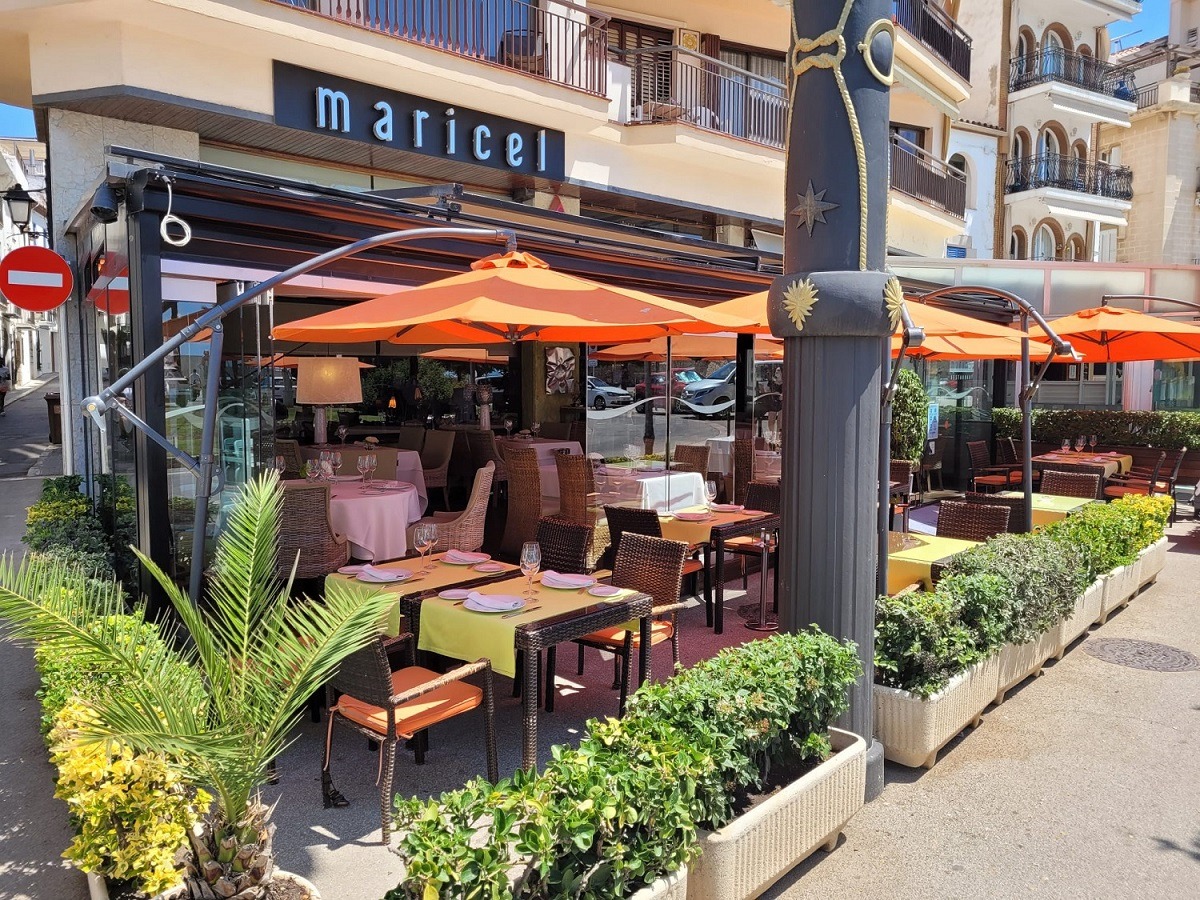 maricel restaurant front terrace